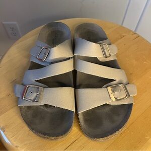 Cupcake Couture Cream Double Strap Sandals size 4